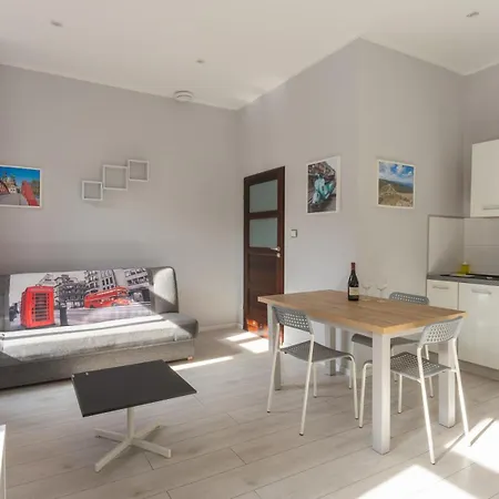 Apartment Mynest Ratajczaka *